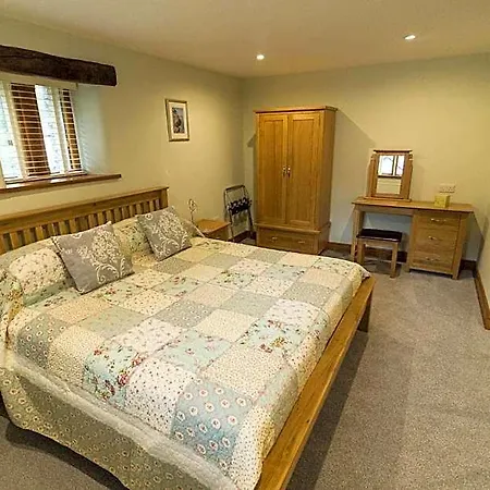 Lords Seat 4*